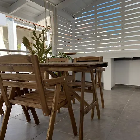 Apartment Central, Spacious And Bright 2-bedroom Apartment. Heraklion (Crete)