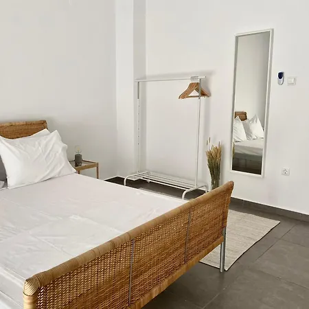 Central, Spacious And Bright 2-bedroom Apartment. * Heraklion (Crete)