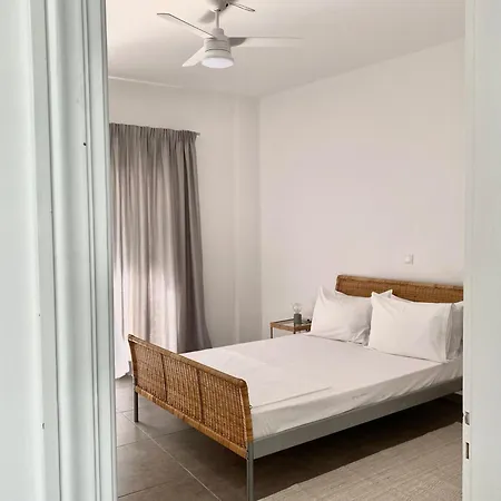 Central, Spacious And Bright 2-bedroom Apartment.
