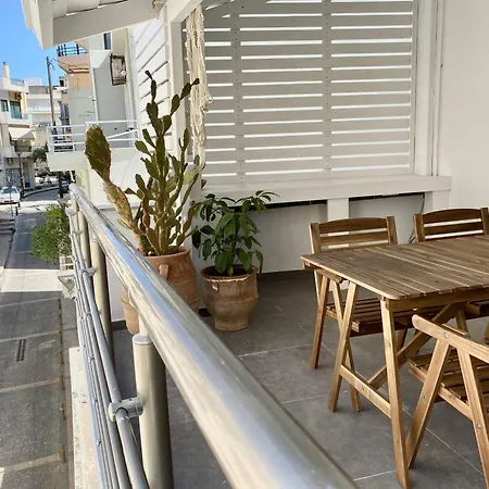 Central, Spacious And Bright 2-bedroom Apartment. Heraklion (Crete)